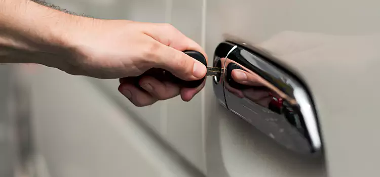 Why Choose Our Auto Locksmith Team in Waipahu, HI?