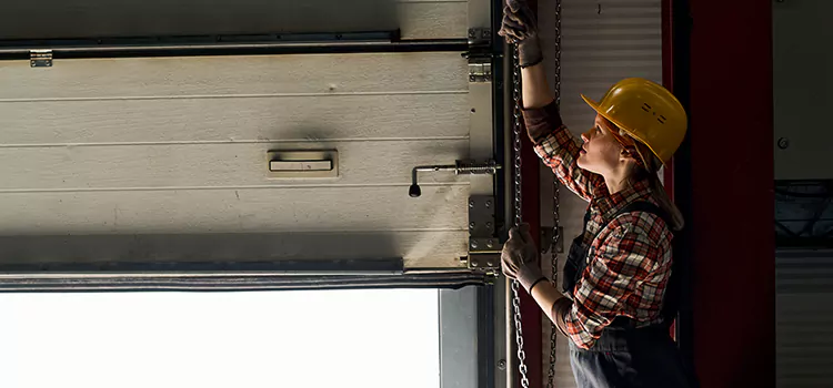 Addressing Common Garage Door Stoppage Issues in Waipahu, HI